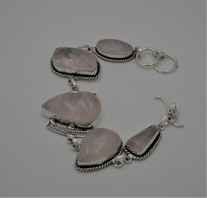 Armband med rosenkvarts