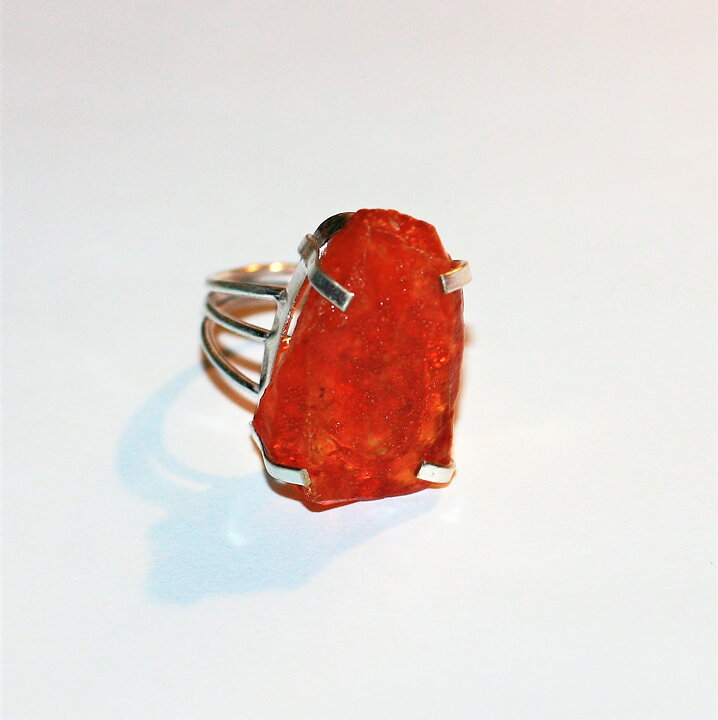 Ring med orange kvarts stl 17,5