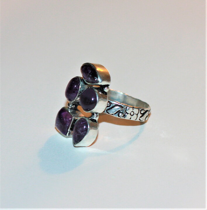 Ring med ametister stl 19