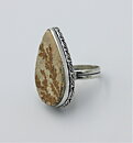 Droppformad ring med Psilomelan dendrit stl 17,5