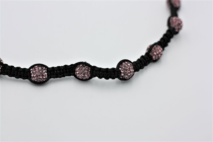 Halsband med rosa pärlor