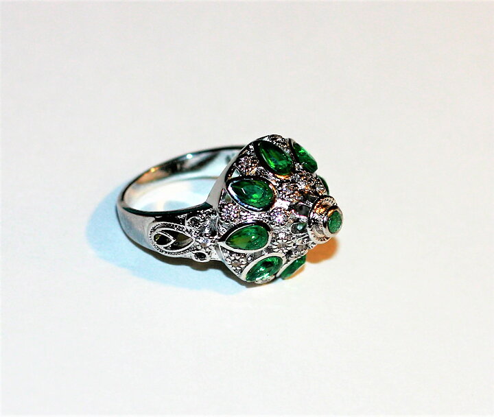 Ring med smaragder stl 17