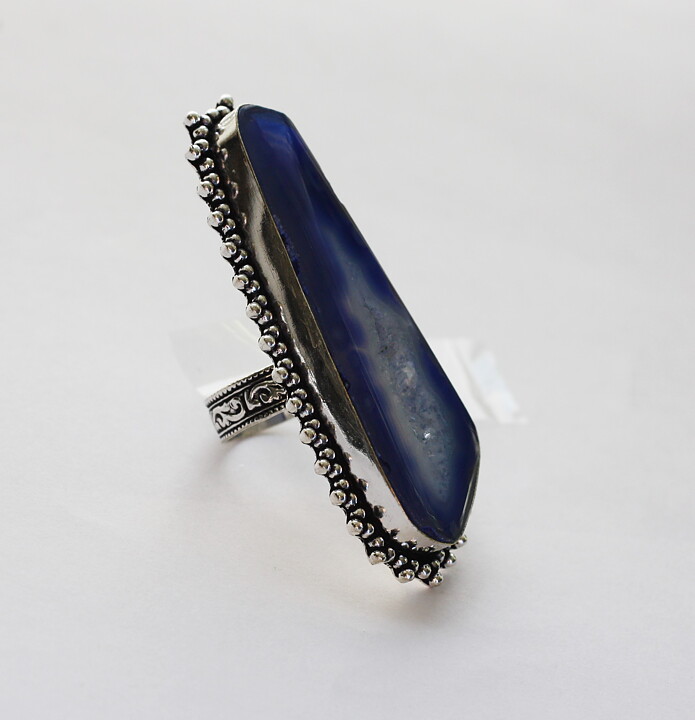 Magnifik ring med blå agatgeod stl 18