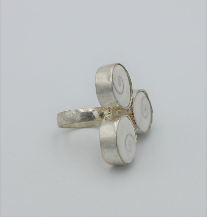 Ring med shivasnäcka stl 16,8