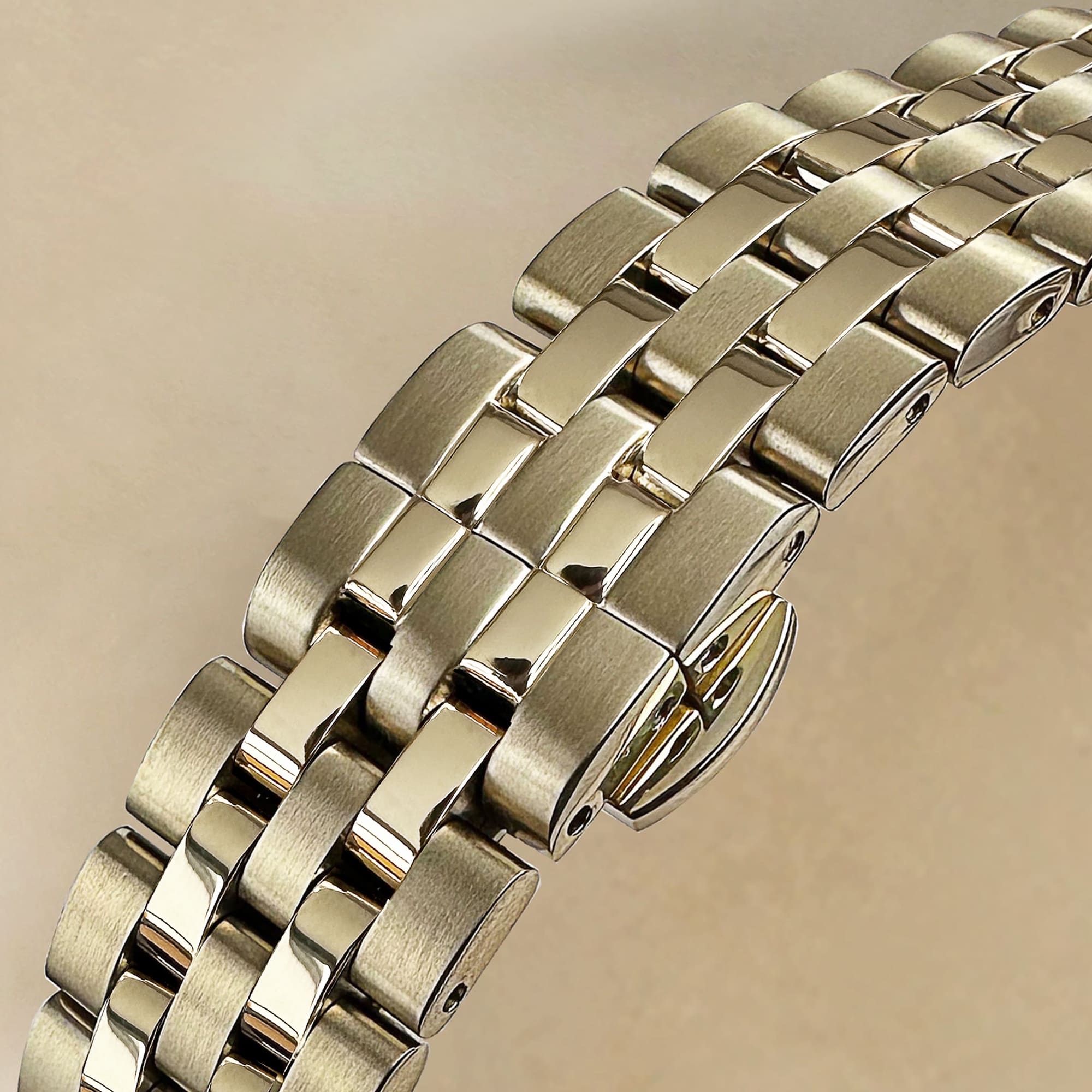 Gala Numerals Pavé, Gold & White - 6