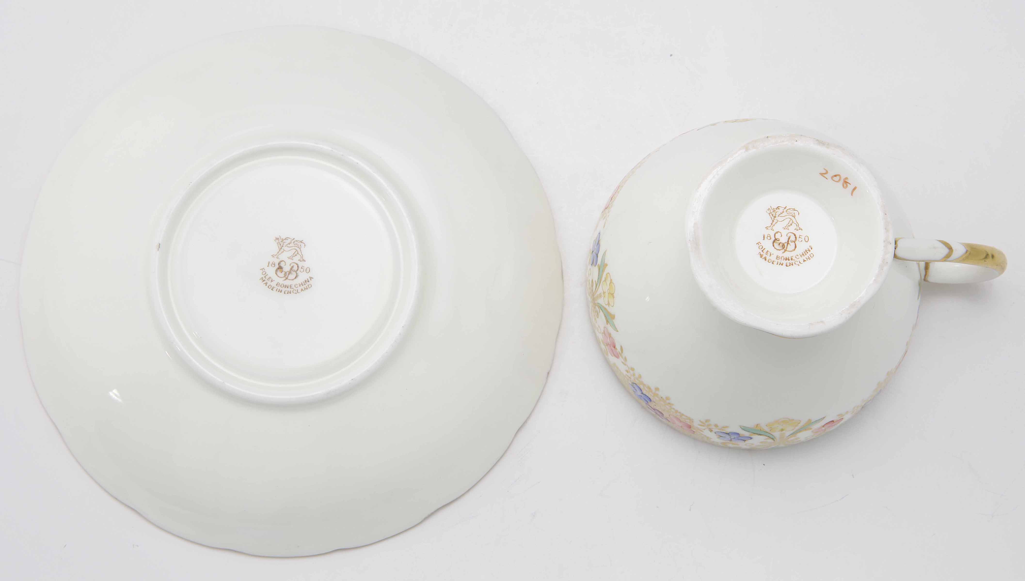Foley Bone China 2081 - Teacup with saucer - 3