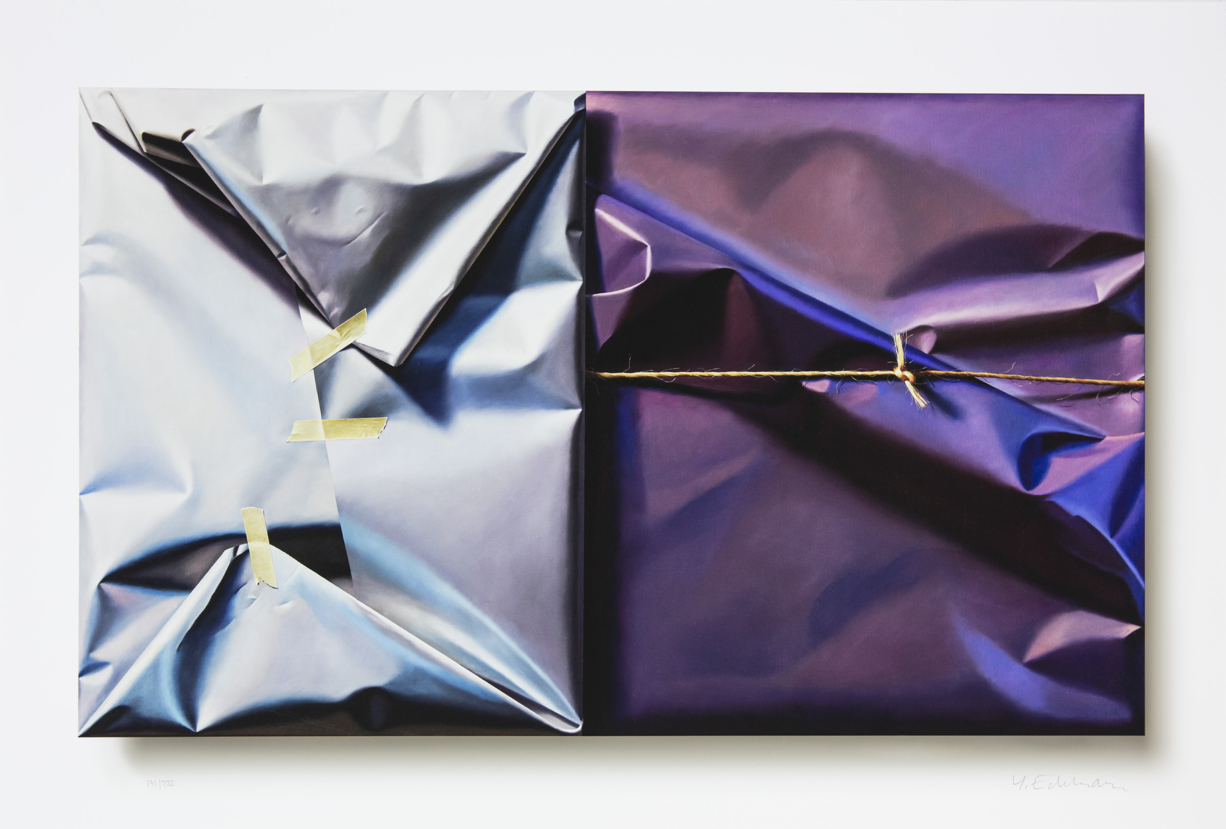 Two parcels in harmonic motion