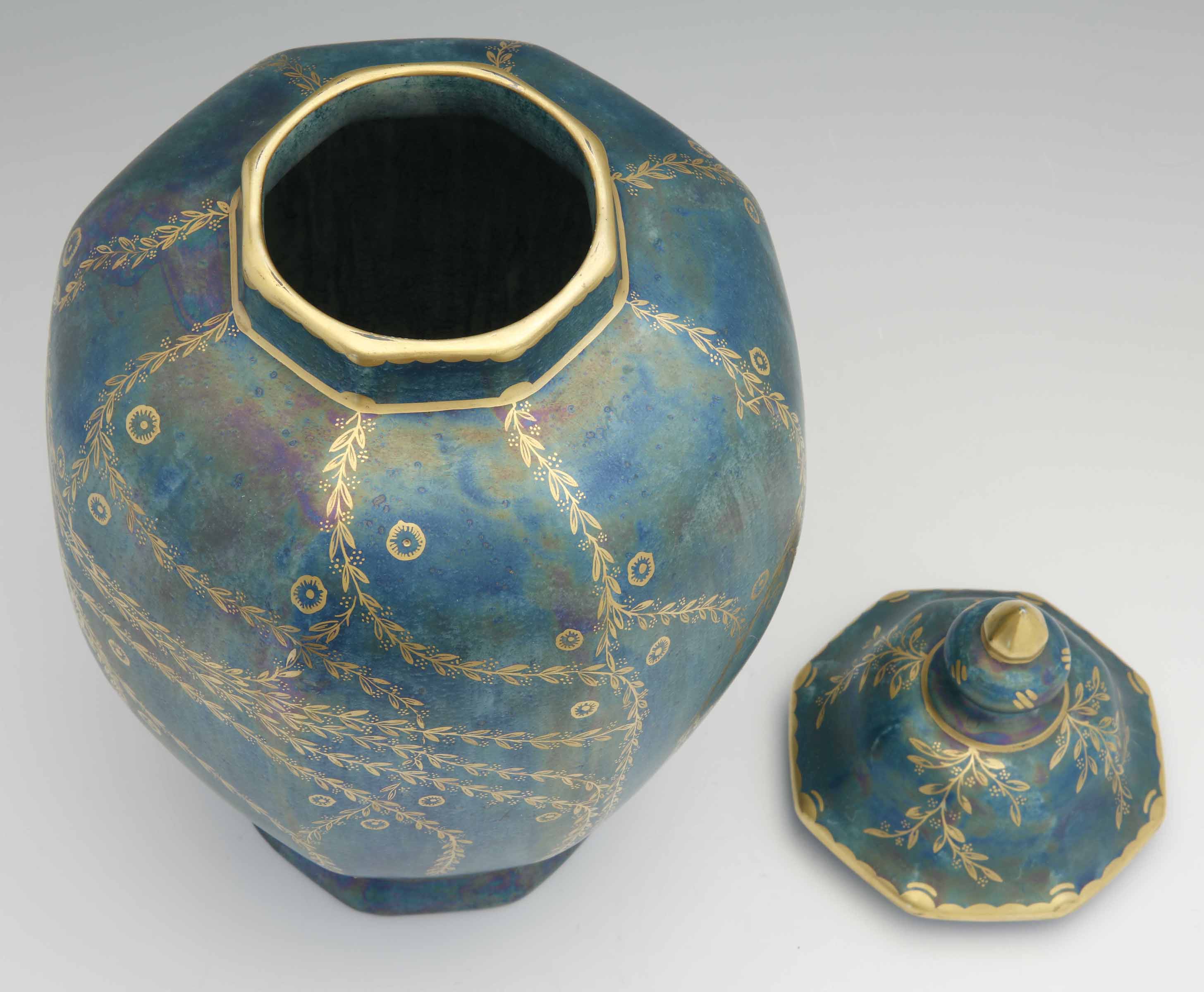 Urn with Lid - 3