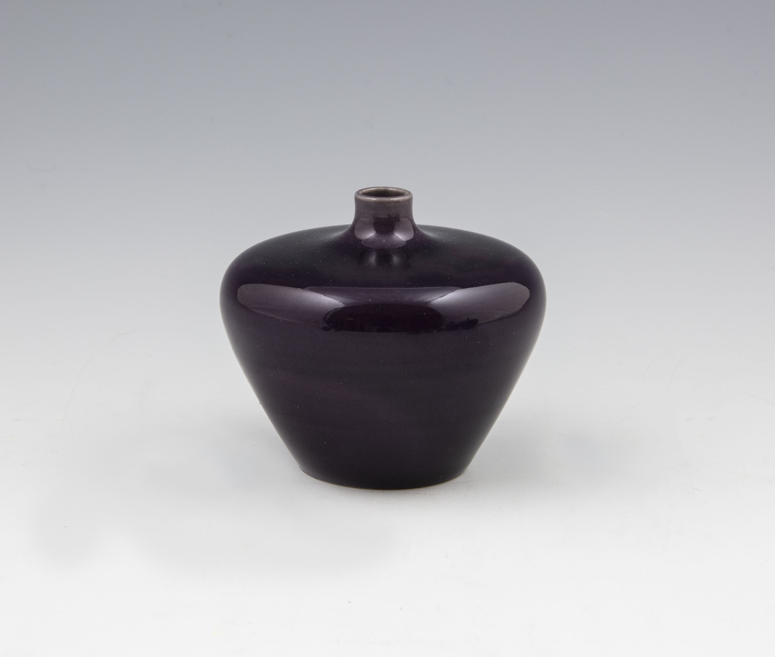 Vase - miniature  - Ateljé - Signed 