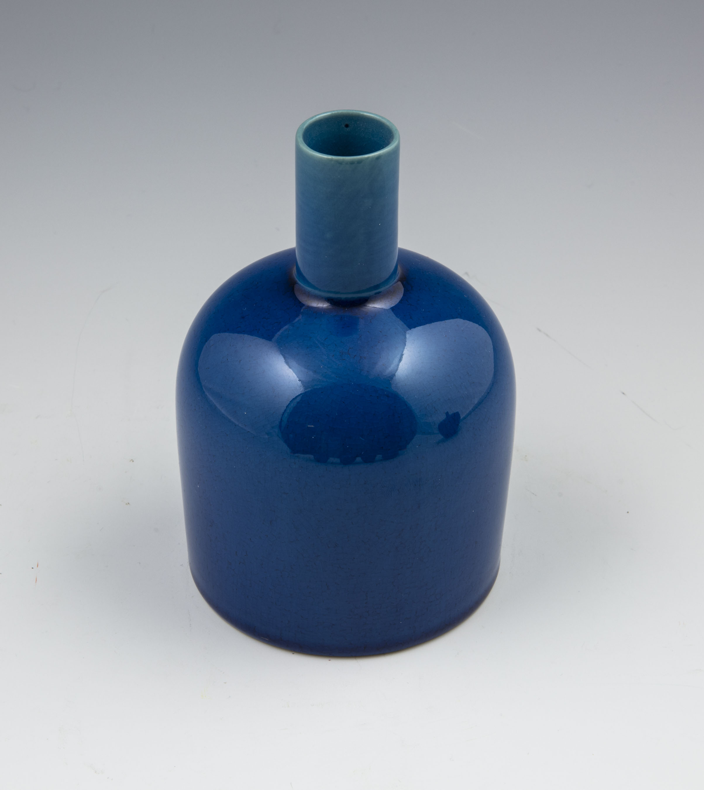 Small vase - Ateljé - Signed  - 2