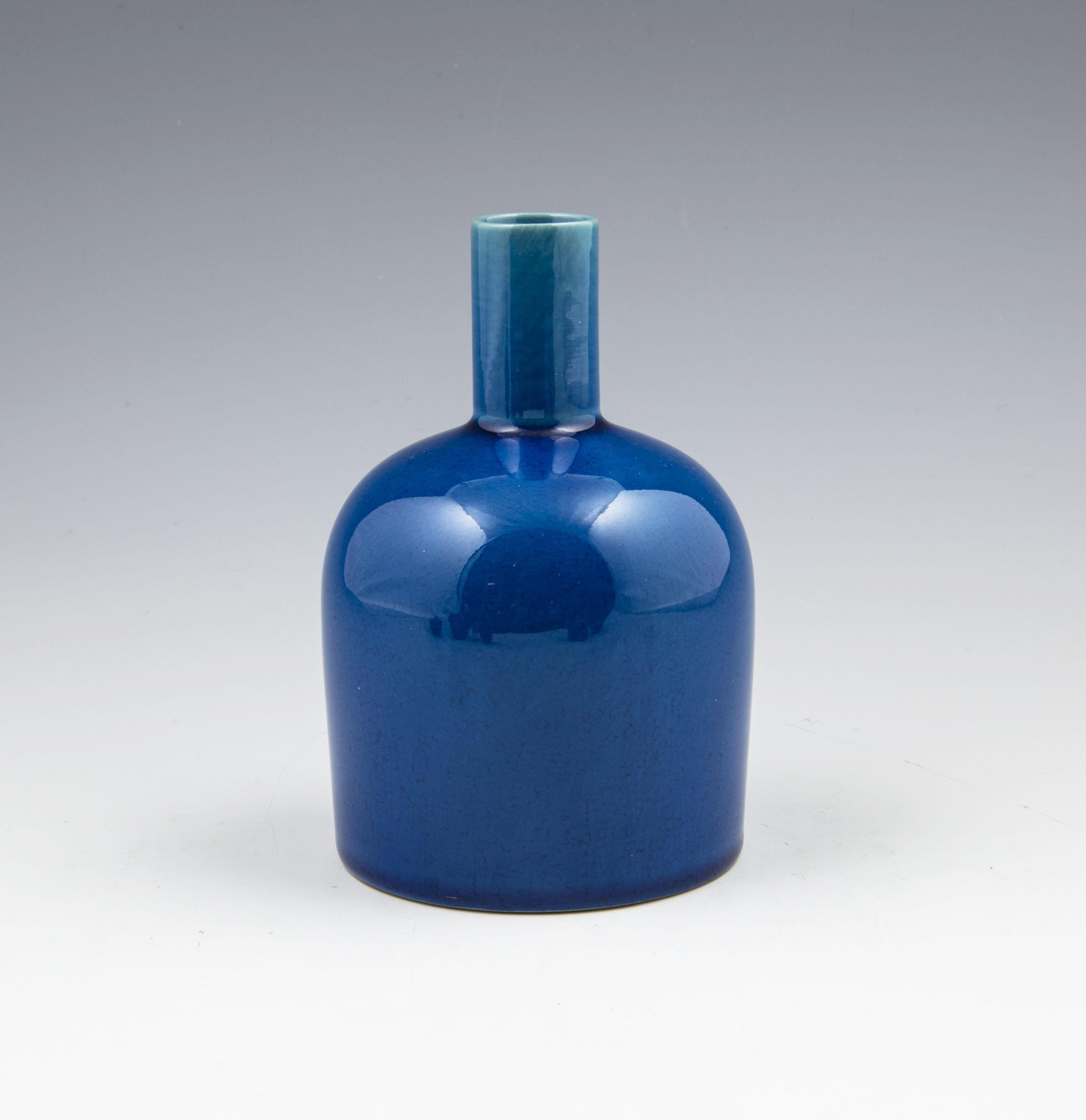 Small vase - Ateljé - Signed 