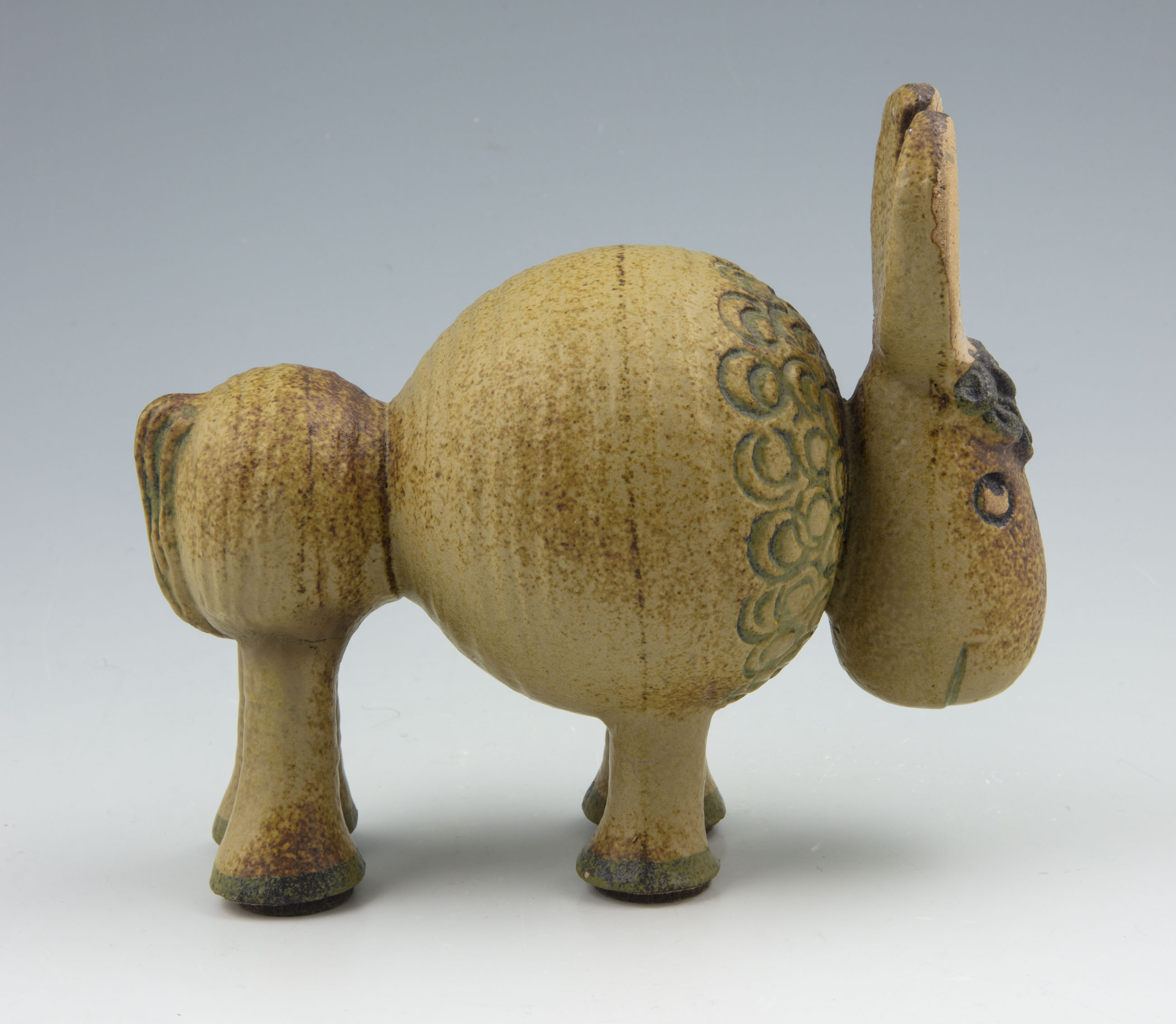 Vardus Art & Antiques - Jura - Buffel (lagad) Vardus Art & Antiques - Jura - Buffel (lagad)