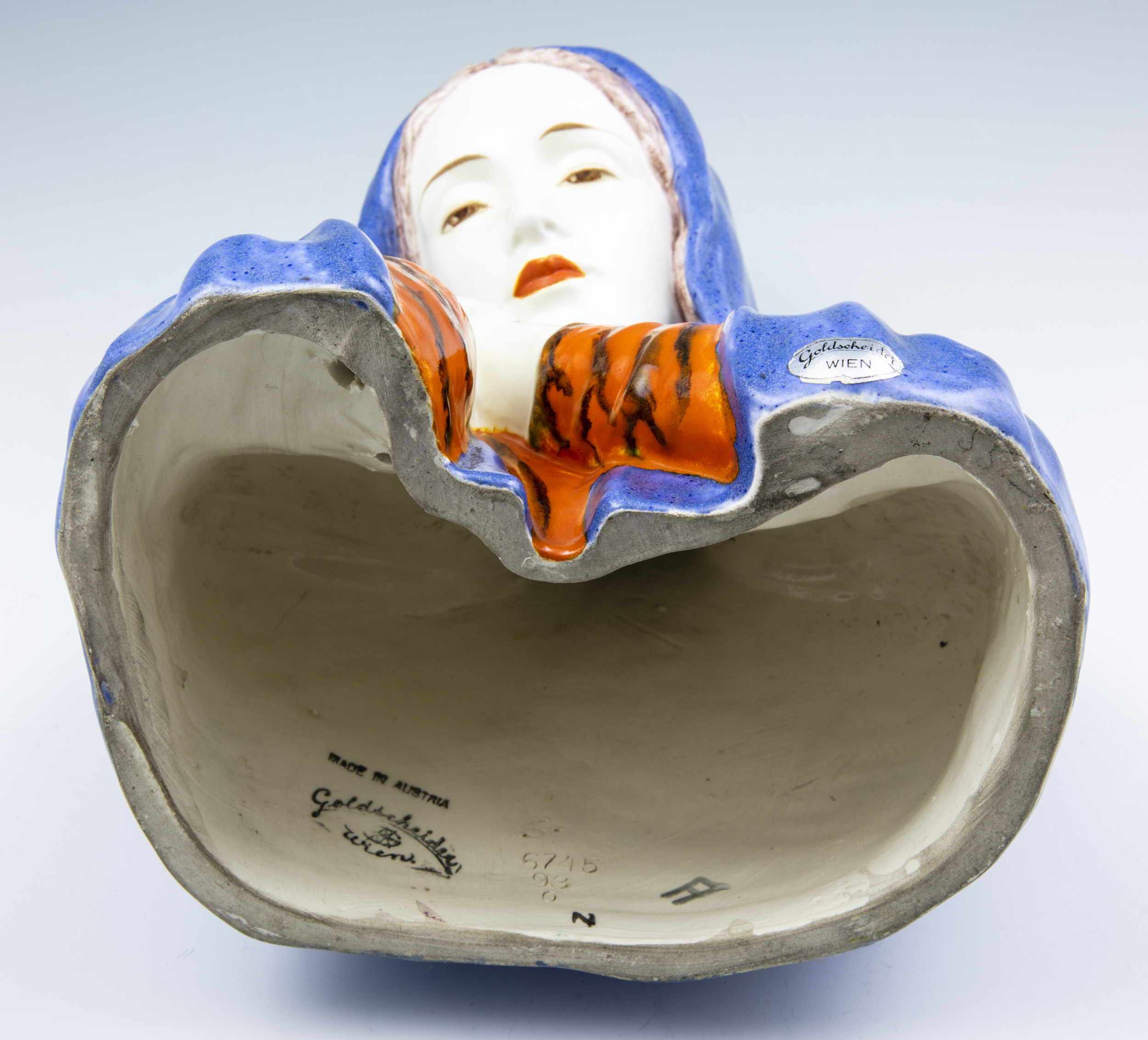 Bust - Madonna - 5