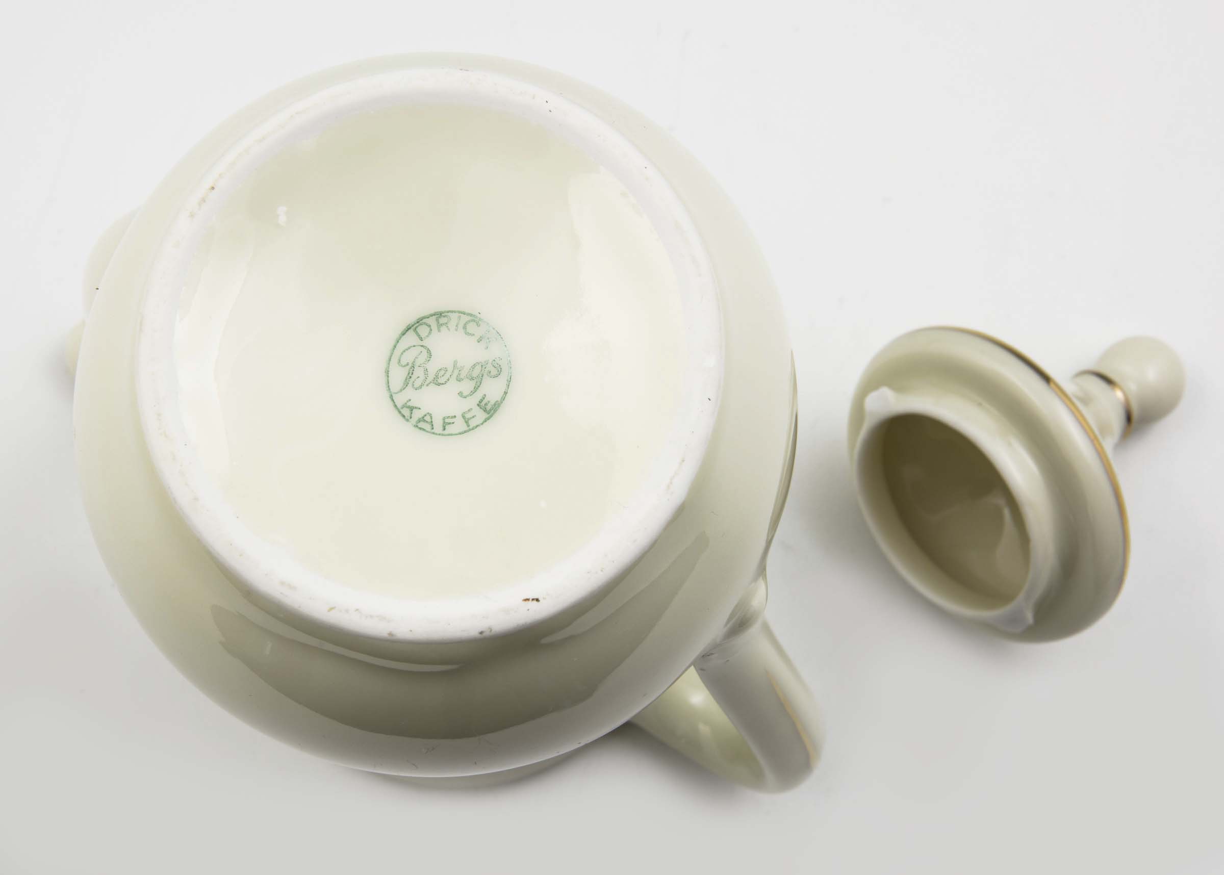 Coffee Pot - Bergs Coffee - 4