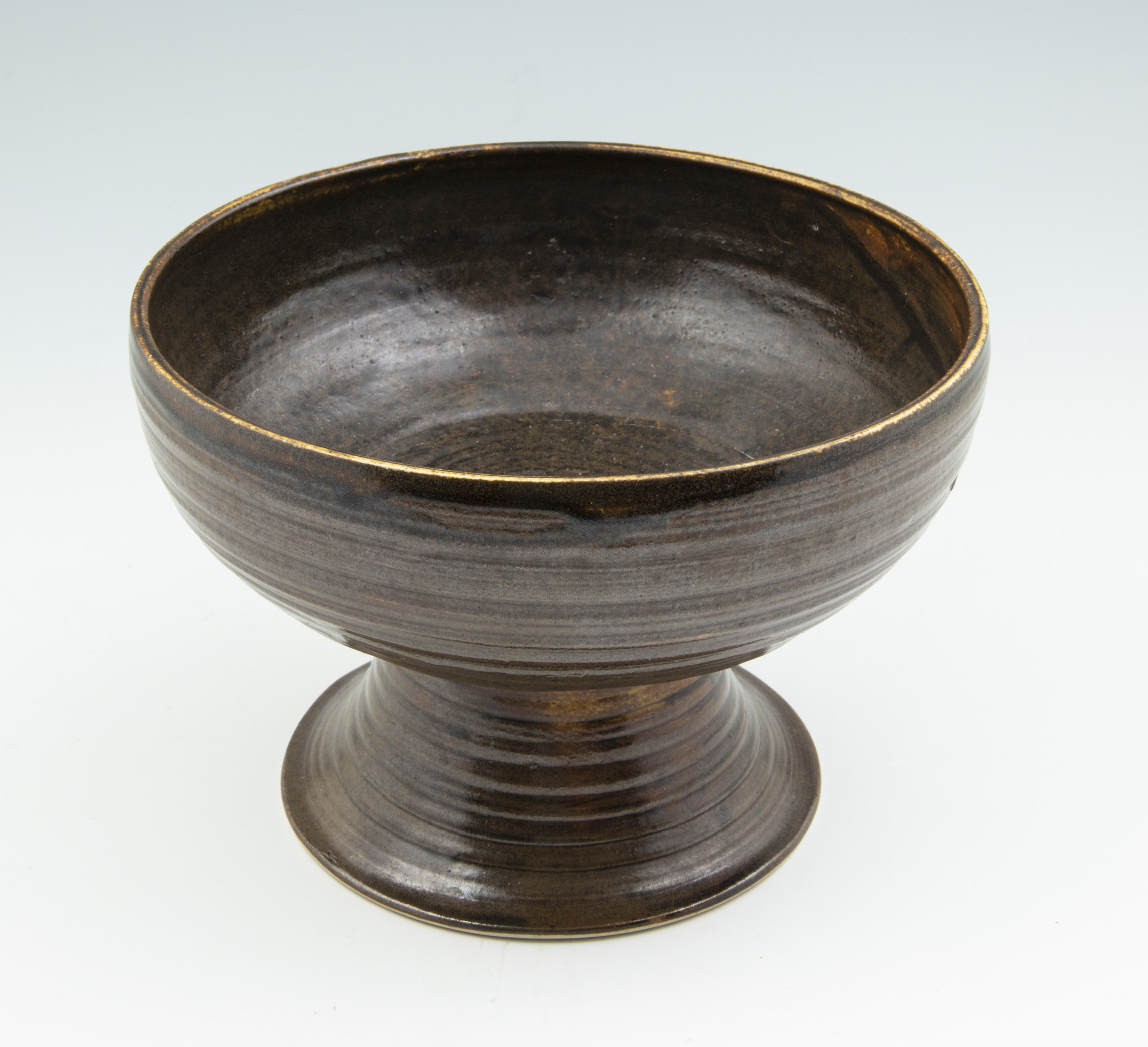 Bowl on foot - 2