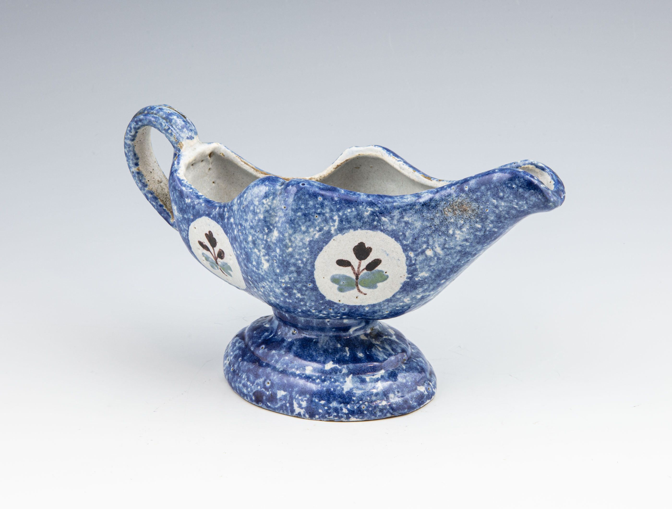 Sauce jug - Faience - 18th century - 2