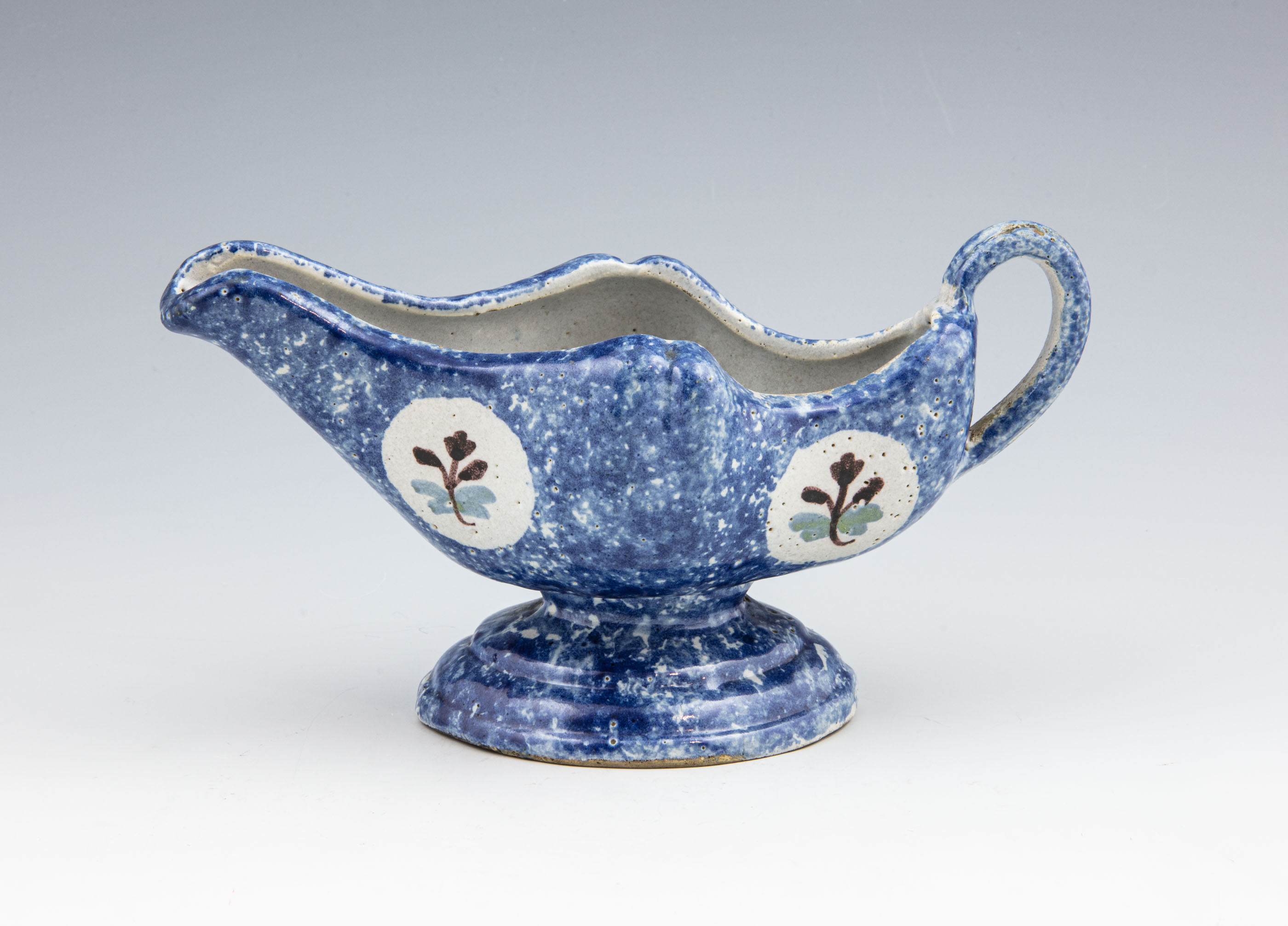 Sauce jug - Faience - 18th century