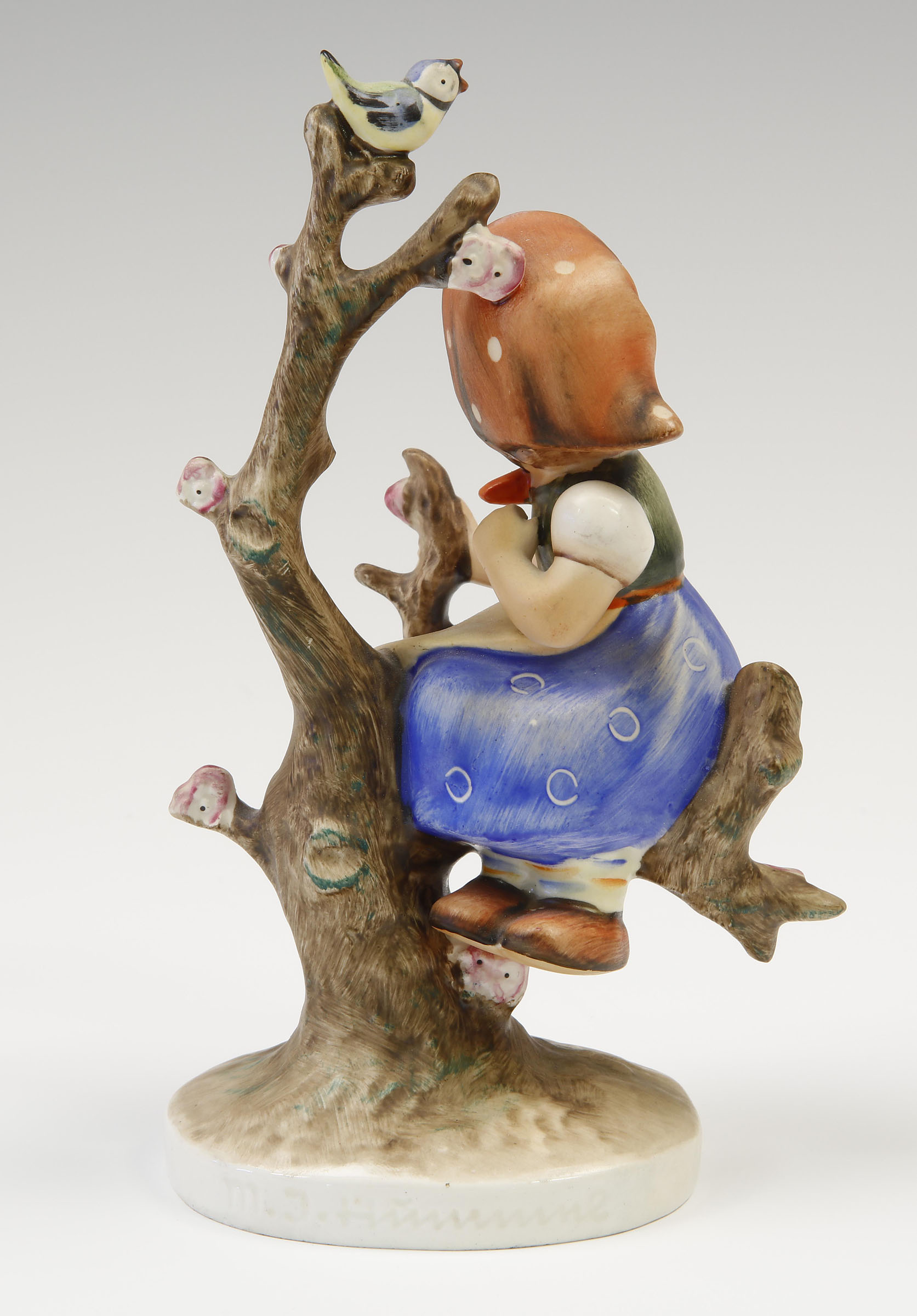 Hummel 141/1 - Apple Tree Girl (TMK-3) - 2