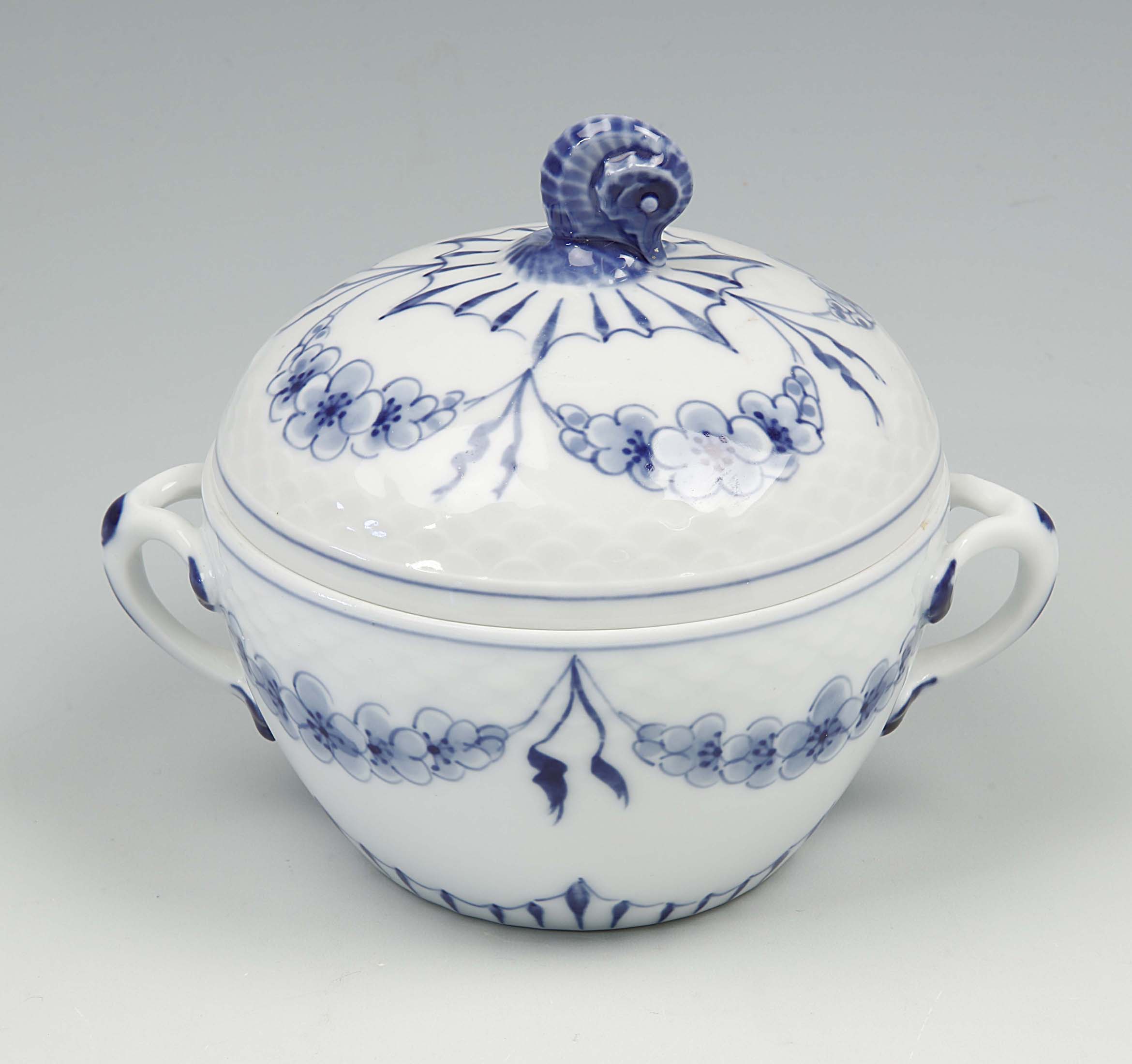 Empire - Sugar Bowl no. 302 - 3