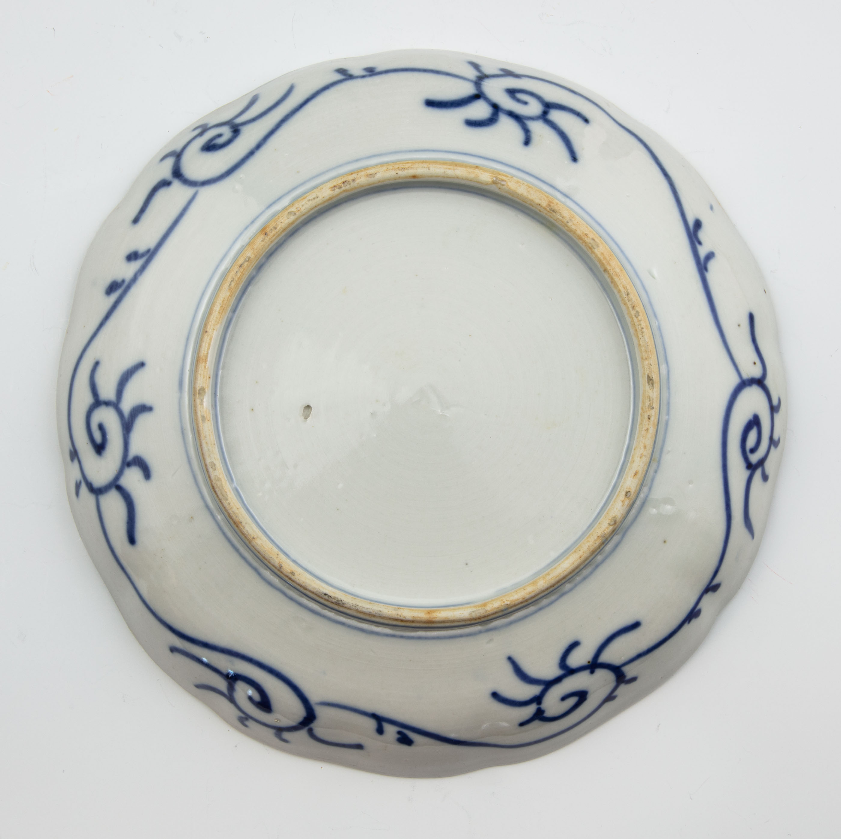 Vardus Art & Antiques - Plate/Bowl- Japan (China)