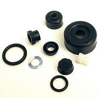 BRAKE MASTER CYLINDER, SEAL KIT REAR