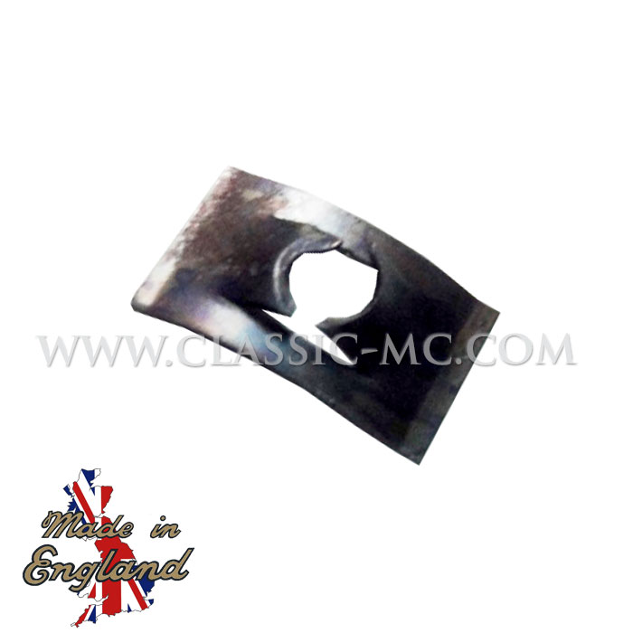 SIDE PANEL, NUT 2BA T140 1978-82
