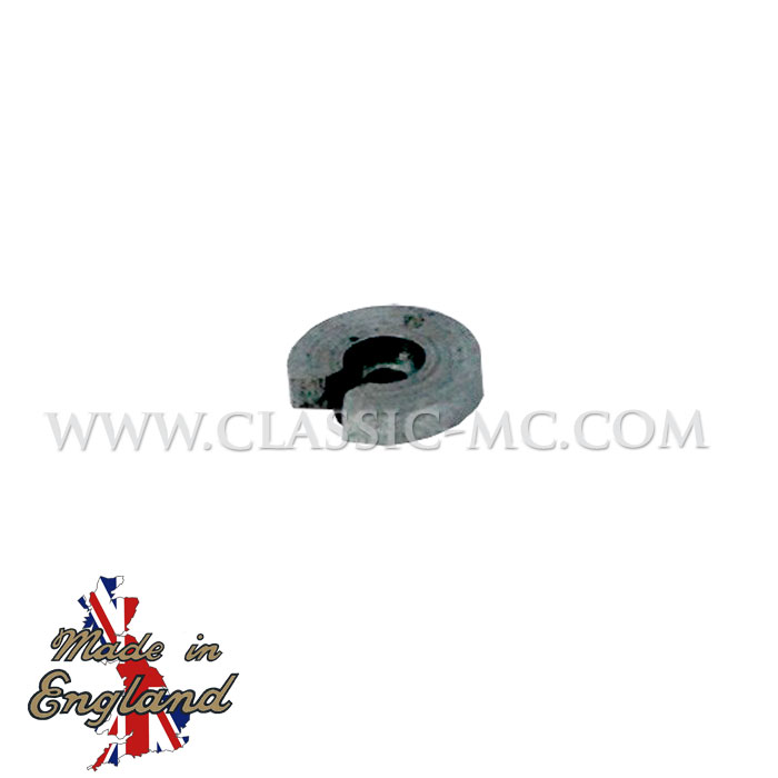 TOP SPRING ABUTMENT, THROTTLE SLIDE ROD T160