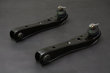 TOYOTA AE86 
Främre undre bärarm
(Hårdare Gummi) 2 St/Sats