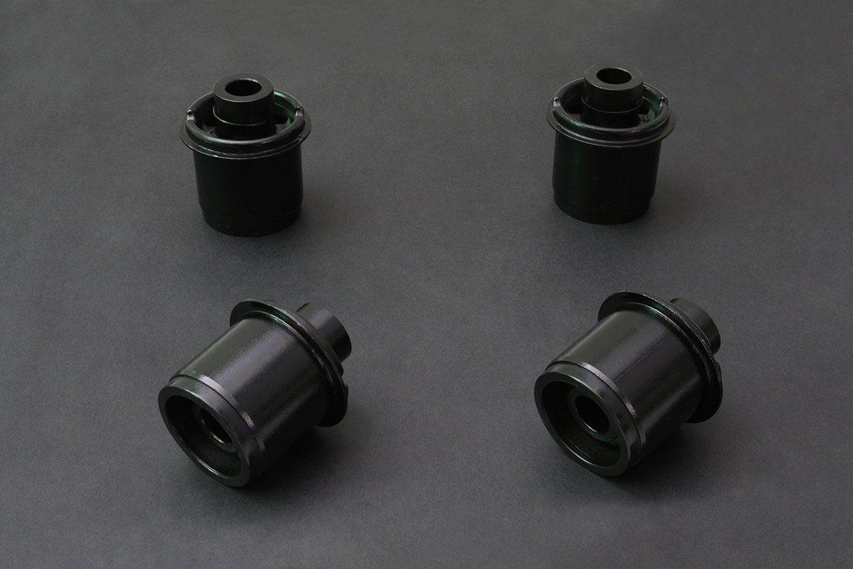 NISSAN SKYLINE 4WD 
Bakre SUBFRAME Bussning
(Hårdare Gummi) 4 St/Sats