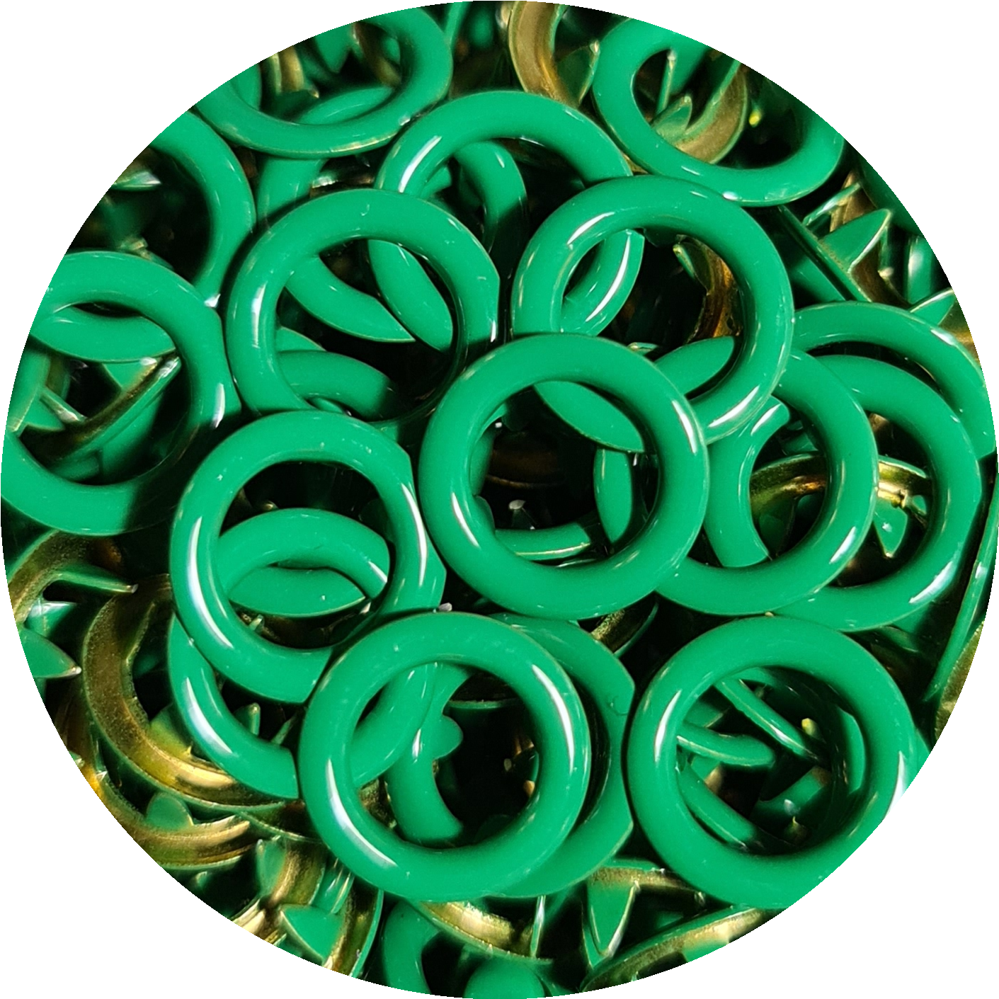 Ring grass green