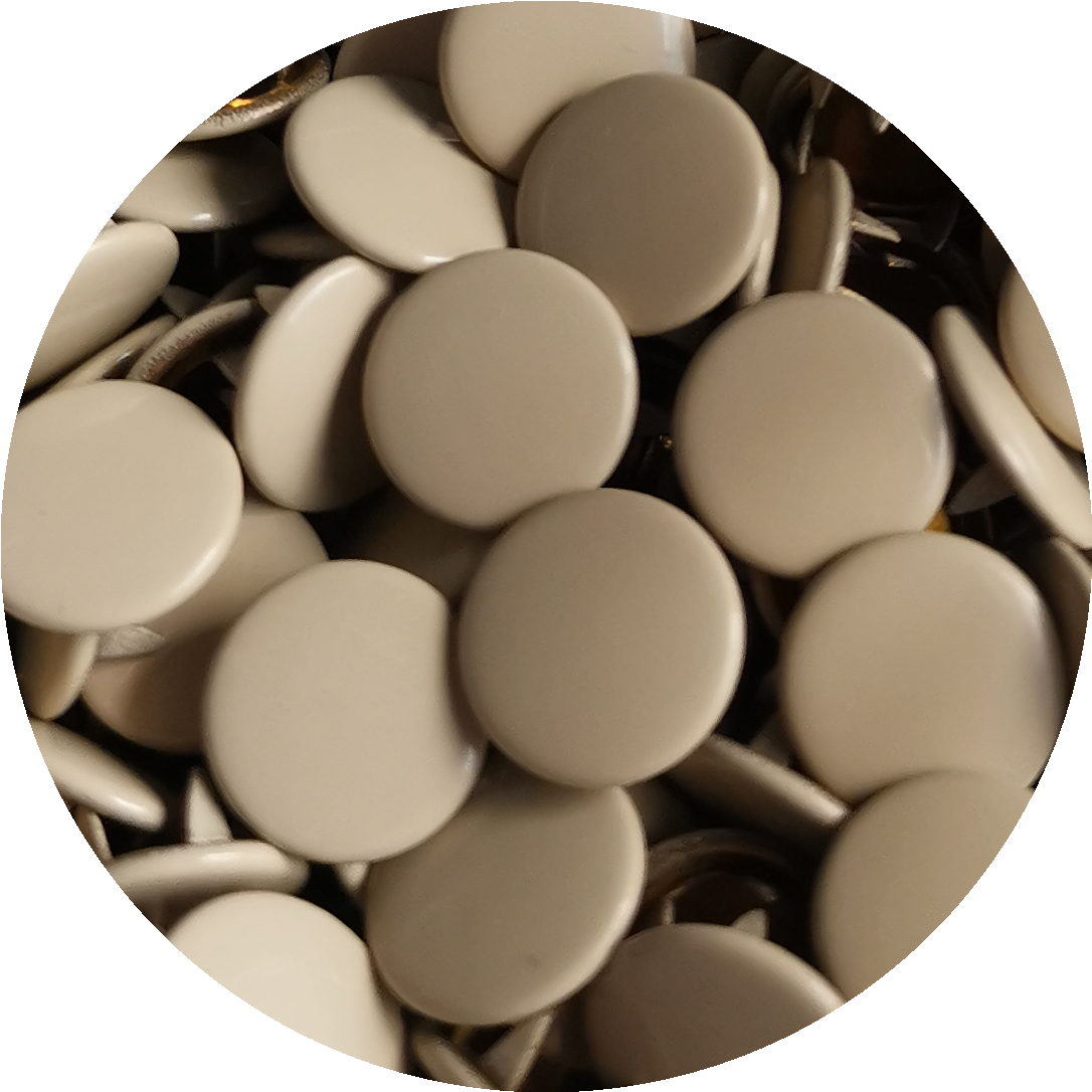 Täckt beige
