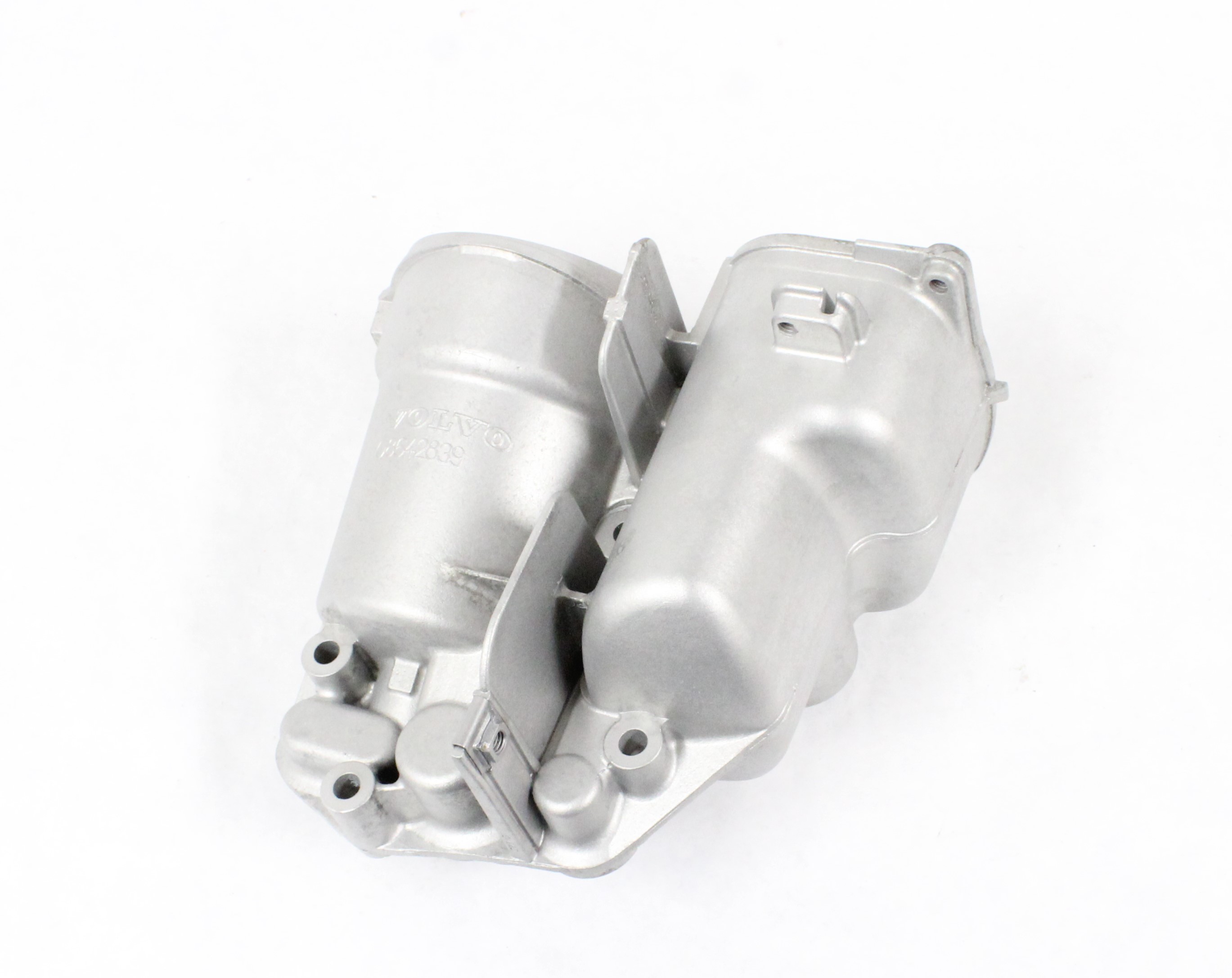 Oil filter mount, D5244T
