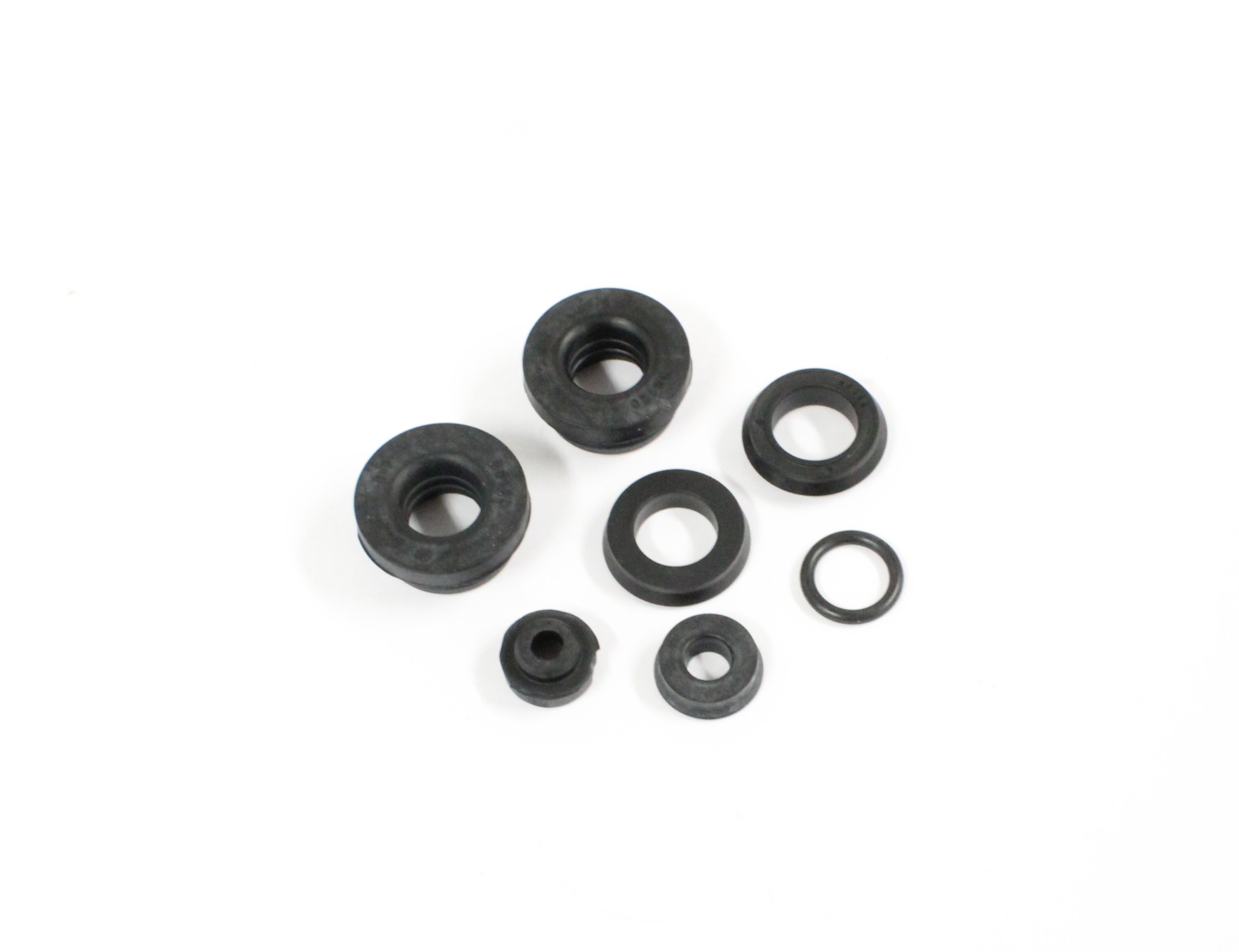 Repair kit, master cylinder 240/260 - 740/760