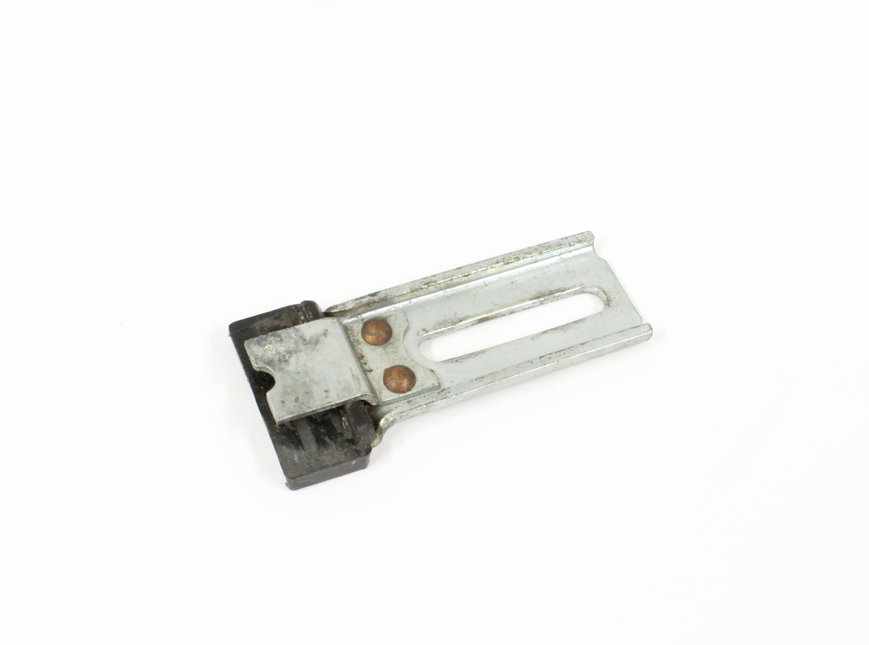 Mount, roof hatch