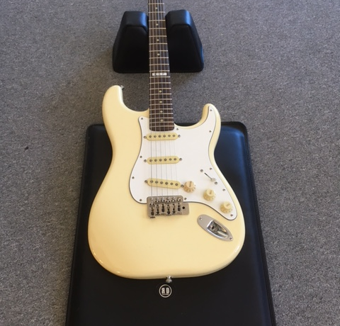 Guitar Hospital Rock Demon  Rest Pad - 2