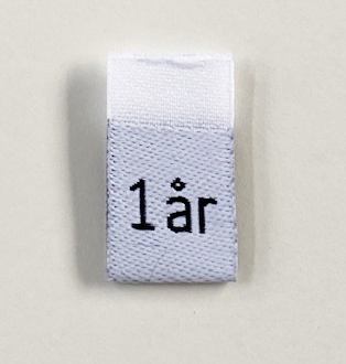 White woven folded sizelabel  1 år