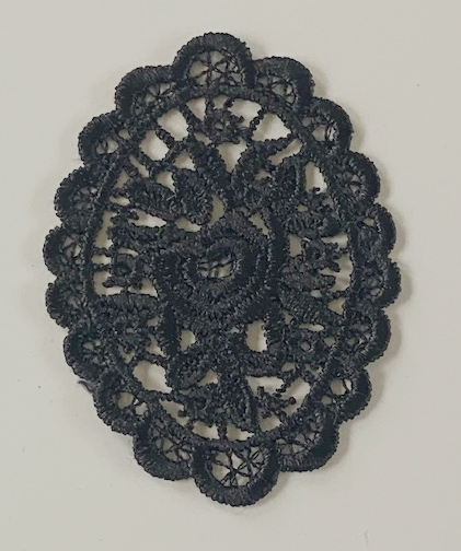 Applique lace black oval