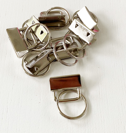 Hållare till nyckelband silverfärgad 25mm - 2