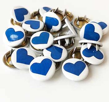 Snap-on button Blue heart Trådsnella
