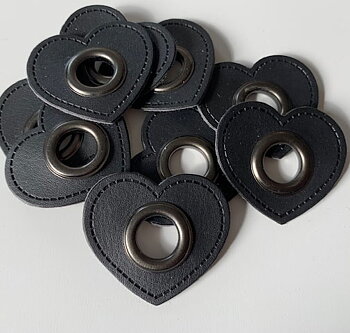 2-pack Eyelet badge heart, black leather