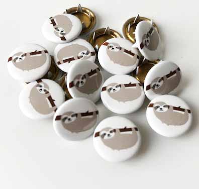Snap-on button Sloth