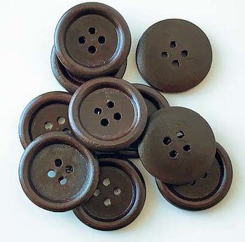 Mörkbrun träknapp 4 hål 23mm