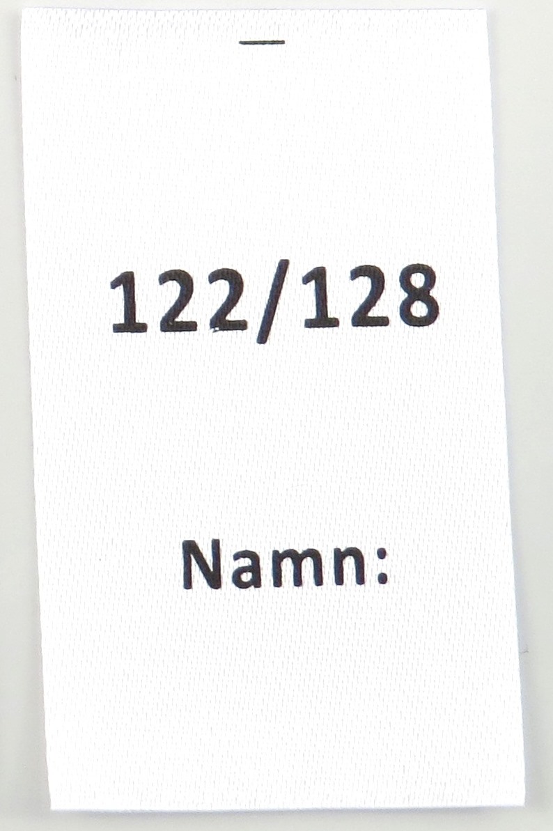 Satinlapp Namn 122/128