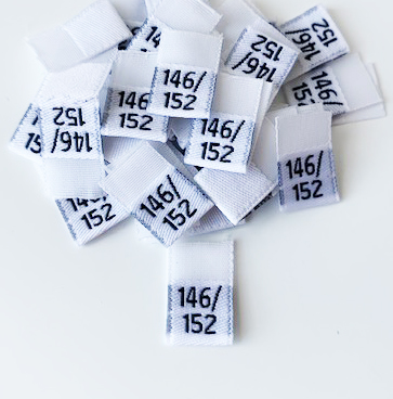 Vit vävd vikt storlekslapp 146/152 - 2
