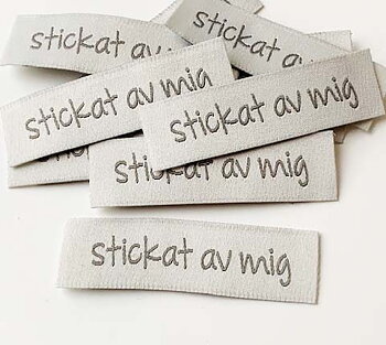 Vävd enkel lapp Stickat av mig grå