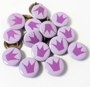 Snap-on button Crown purple