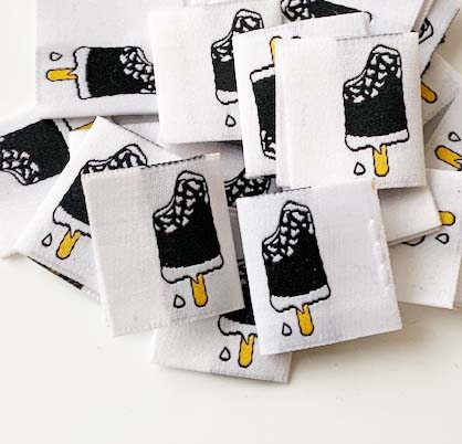 Woven folded label Icecream