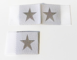 Woven folded label White with grey star - 2