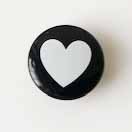 Snap-on button White heart on black - 2