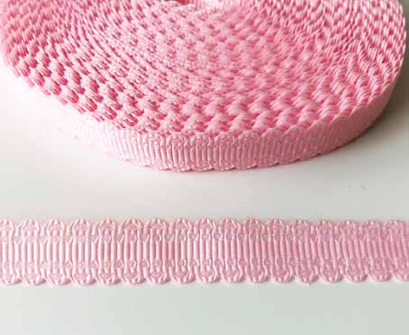  Tryckt band Rosa med vågig kant 10mm